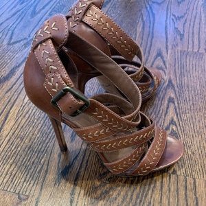 B Brian Atwood platform leather sandals sz 7